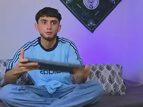 samevansx  online show from 30, 9, 2025