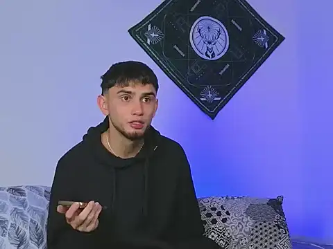 samevansx  online show from 21, 10, 2025