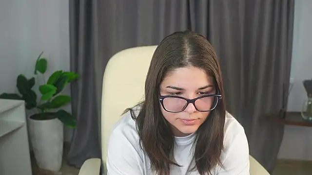 FloraBanford online show from 17, 3, 2025