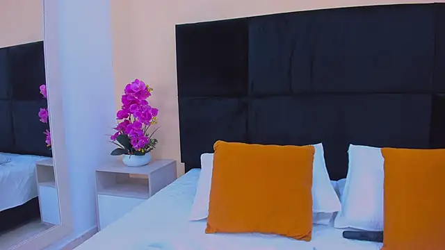 MaddyCrofft online show from 18, 1, 2026