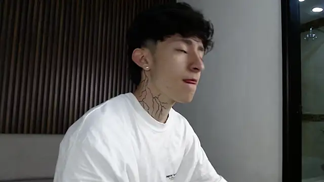 troy rouge online show from 24, 9, 2025