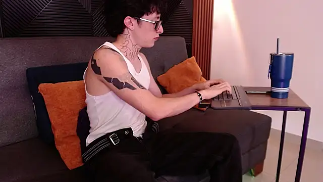 troy rouge online show from 12, 3, 2025