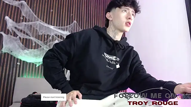 troy rouge online show from 24, 10, 2025