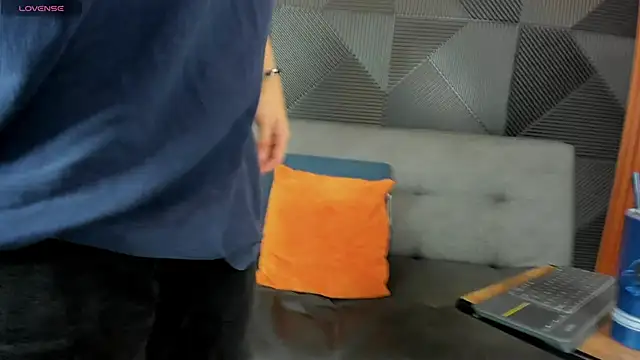 troy rouge online show from 19, 3, 2025