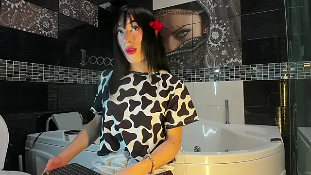 Small Hot19 online show from 22, 10, 2025