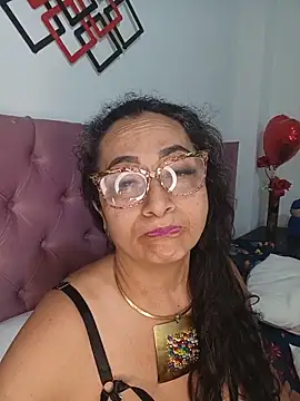 AlessandraLeroy online show from 19, 5, 2026
