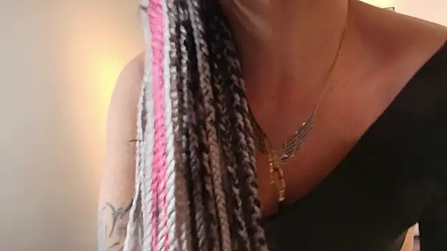 AlessandraLeroy online show from 15, 12, 2025