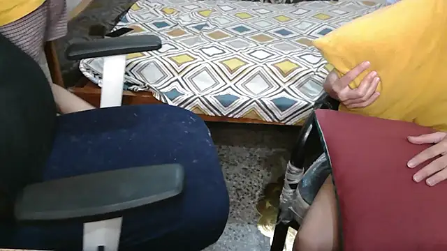 NaughtyThrouple007 online show from 13, 10, 2025