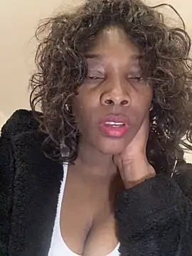 Nahomy gree online show from 13, 3, 2025