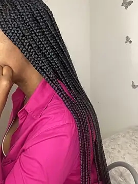 Nahomy gree online show from 4, 10, 2025