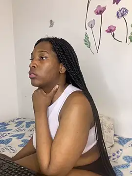 Nahomy gree online show from 4, 11, 2025