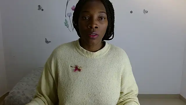 Nahomy gree online show from 5, 10, 2025