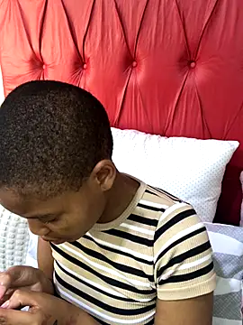 BondiBitch online show from 7, 10, 2025