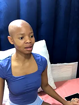 BondiBitch online show from 3, 11, 2025