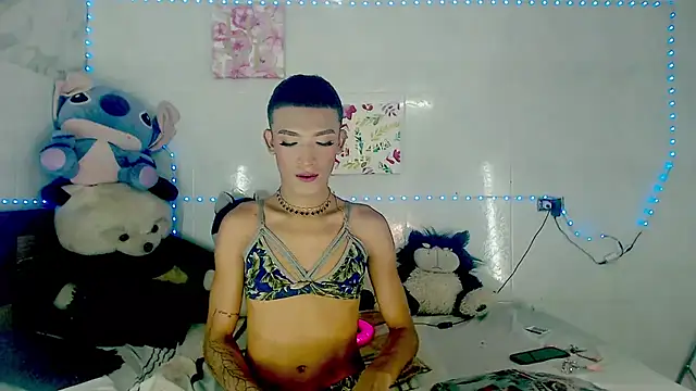 KimberlyXtreme online show from 5, 10, 2025