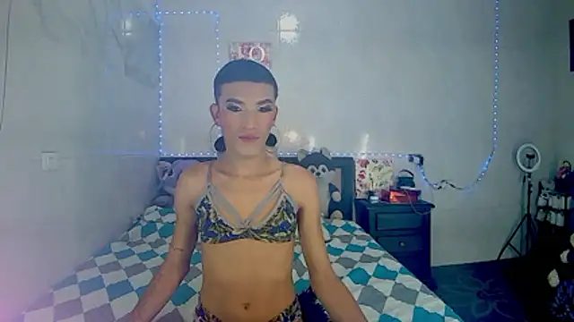 KimberlyXtreme online show from 4, 11, 2025