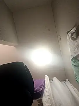 KITTYBOOBOOFUXX online show from 18, 1, 2026