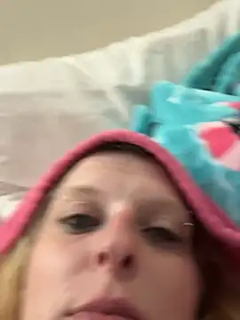 Snapshot of KITTYBOOBOOFUXX chatting on 17, 7, 2026 KITTYBOOBOOFUXX online show from 17, 7, 2026