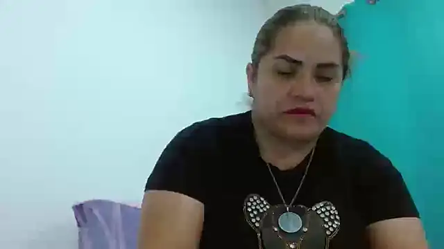 Milena Foox online show from 30, 11, 2025