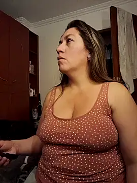 Luna-nevada online show from 23, 10, 2025