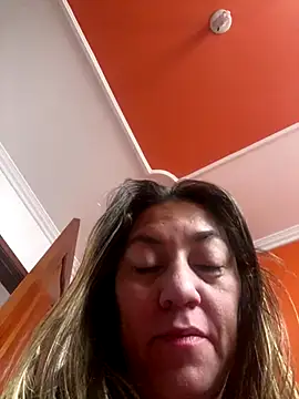 Luna-nevada online show from 31, 10, 2025