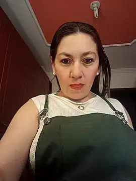 Luna-nevada online show from 15, 10, 2025