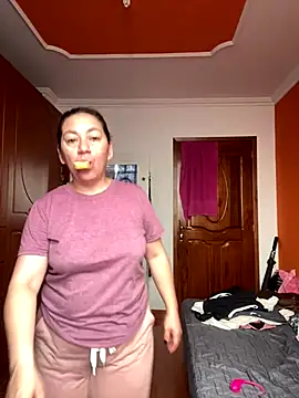 Luna-nevada online show from 18, 11, 2025