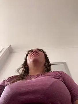 Snapshot of Luna-nevada chatting on 24, 2, 2026 Luna-nevada online show from 24, 2, 2026