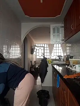 Luna-nevada online show from 28, 10, 2025