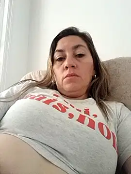 Luna-nevada online show from 26, 10, 2025