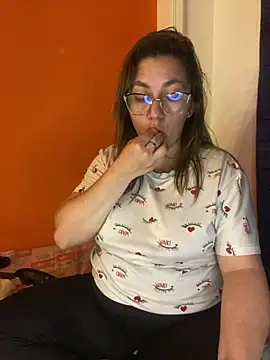 Luna-nevada online show from 7, 4, 2026