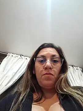 Luna-nevada online show from 29, 10, 2025