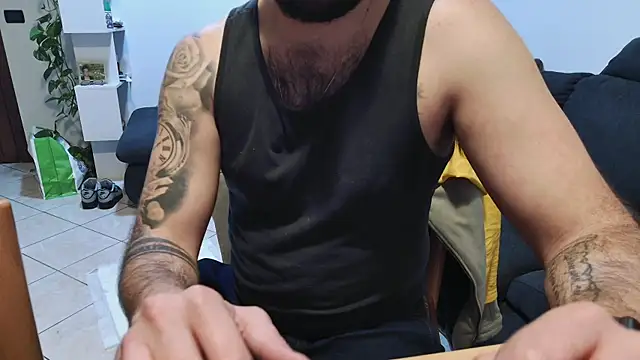 maialinofriuli online show from 2, 12, 2025