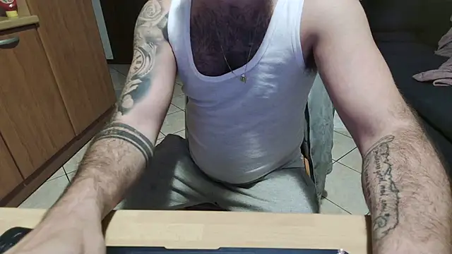 maialinofriuli online show from 10, 10, 2025