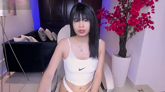 Kloee brown online show from 10, 3, 2026