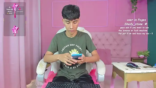 Snapshot of SHADY_STONE chatting on 14, 12, 2025 SHADY STONE online show from 14, 12, 2025