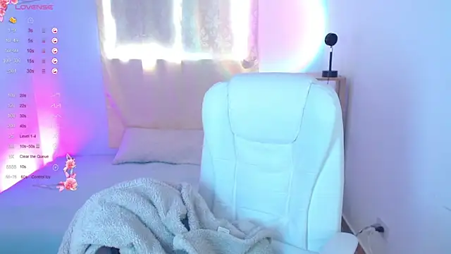 KARINA FLOWER  online show from 18, 3, 2025