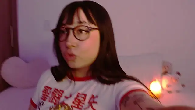 Oliviargf online show from 8, 11, 2025