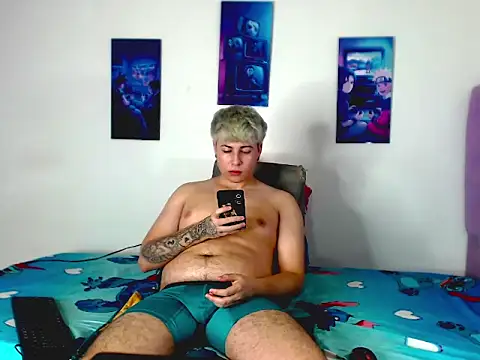 Snapshot of CrissConor chatting on 13, 7, 2026 CrissConor online show from 13, 7, 2026