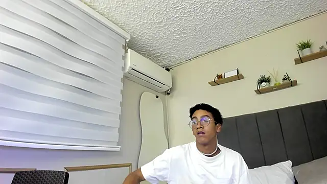 Snapshot of Danny_Twink20 chatting on 15, 3, 2025 Danny Twink20 online show from 15, 3, 2025