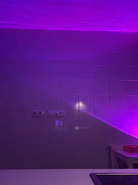 Hannah Kiim online show from 14, 2, 2026