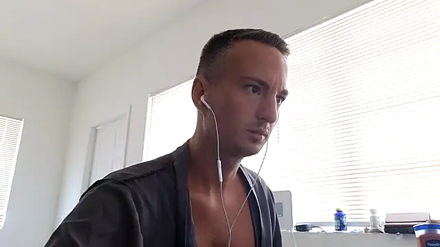 TheDaddy005 online show from 19, 6, 2026