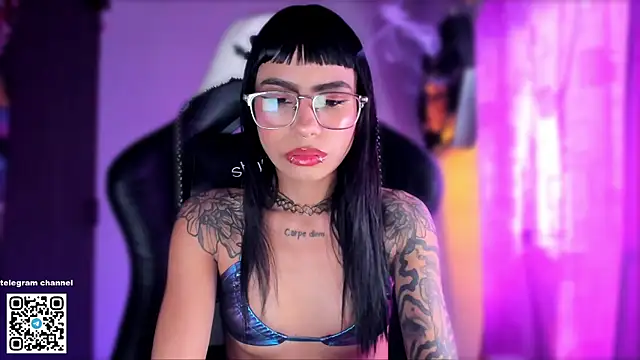 sofiafenty online show from 14, 1, 2026