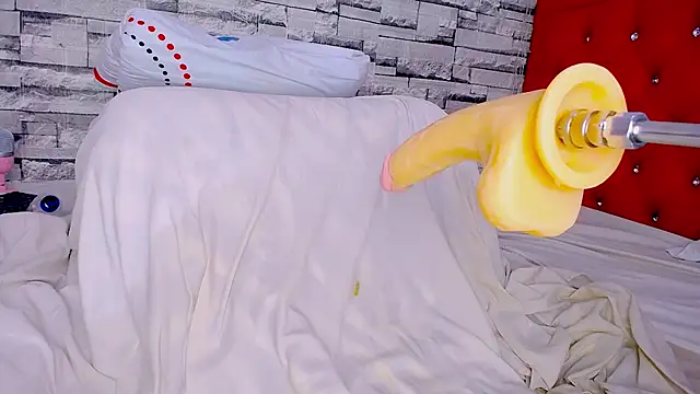 lucia-233 online show from 20, 3, 2025