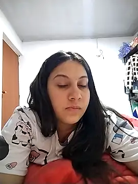 esmeralda jadees online show from 6, 3, 2026