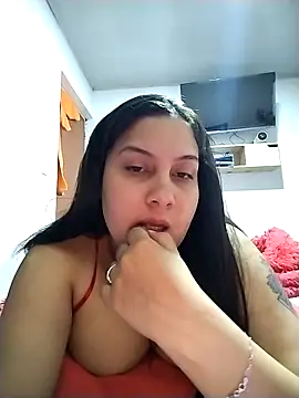esmeralda jadees online show from 30, 4, 2026
