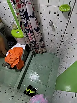 esmeralda jadees online show from 4, 4, 2026