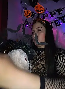 esmeralda jadees online show from 3, 10, 2025