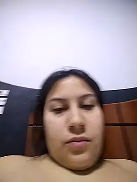 esmeralda jadees online show from 5, 5, 2026