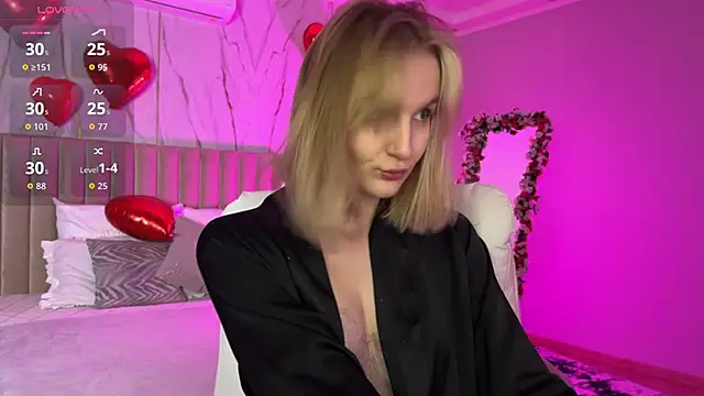  Vikky Moon  online show from 4, 3, 2026